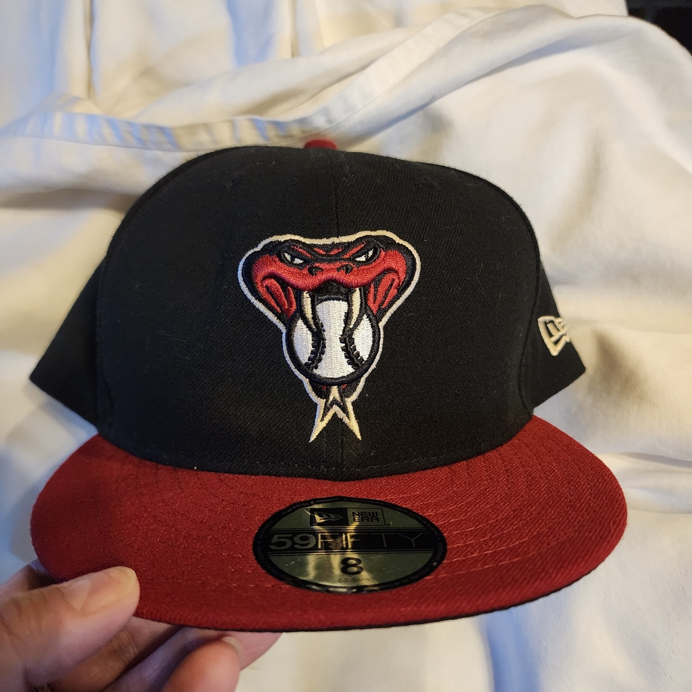 Diamondbacks 2017 Black and Red Snake Logo Cap